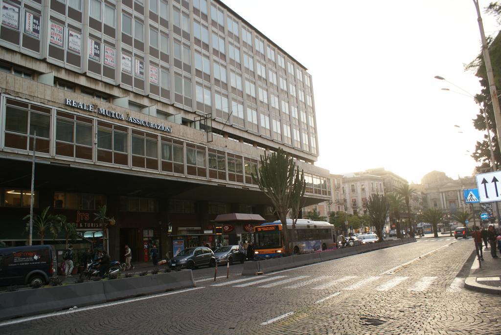 Catania Crossing B&B - Rooms & Comforts Esterno foto