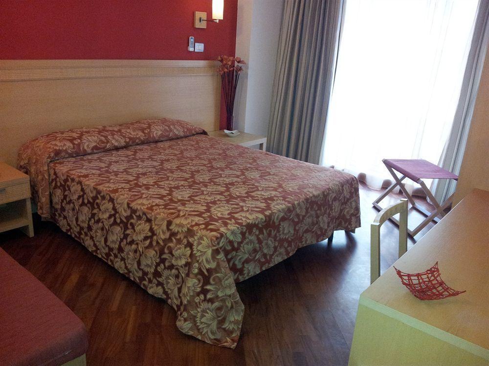 Catania Crossing B&B - Rooms & Comforts Esterno foto