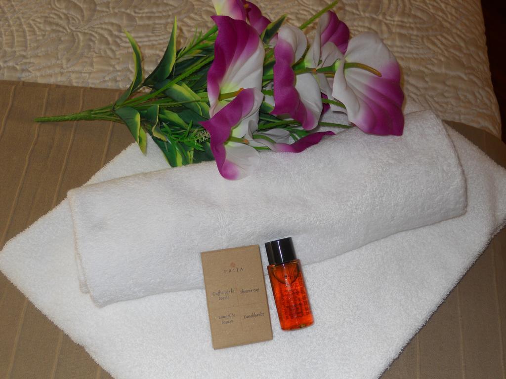 Catania Crossing B&B - Rooms & Comforts Esterno foto