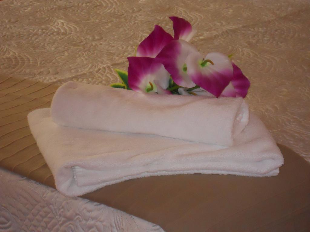 Catania Crossing B&B - Rooms & Comforts Esterno foto