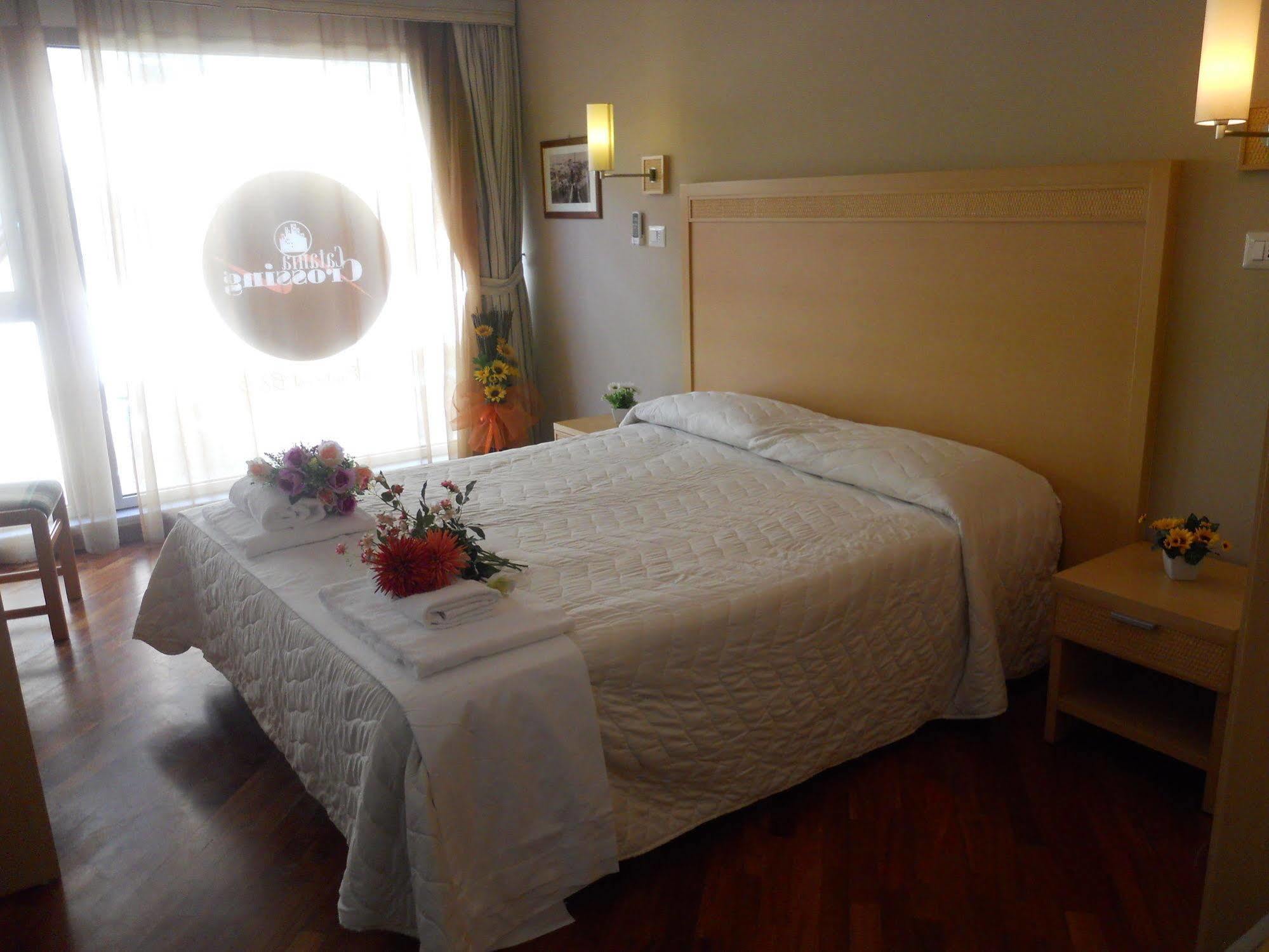 Catania Crossing B&B - Rooms & Comforts Esterno foto